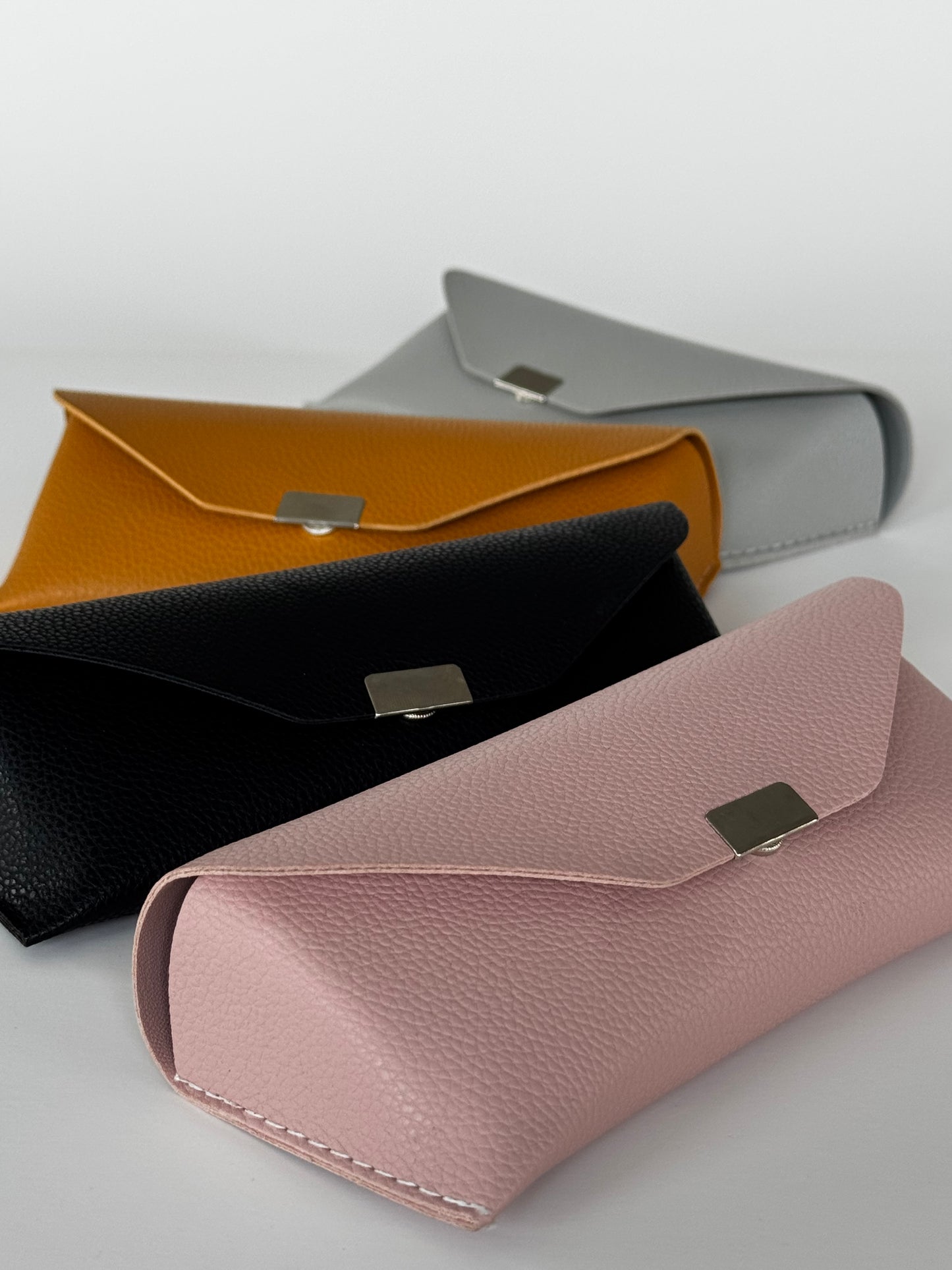 Sunglasses flip cover