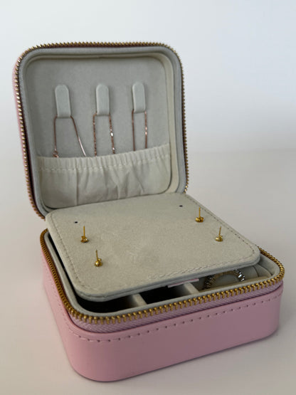 Portable double-layer zipper jewelry box