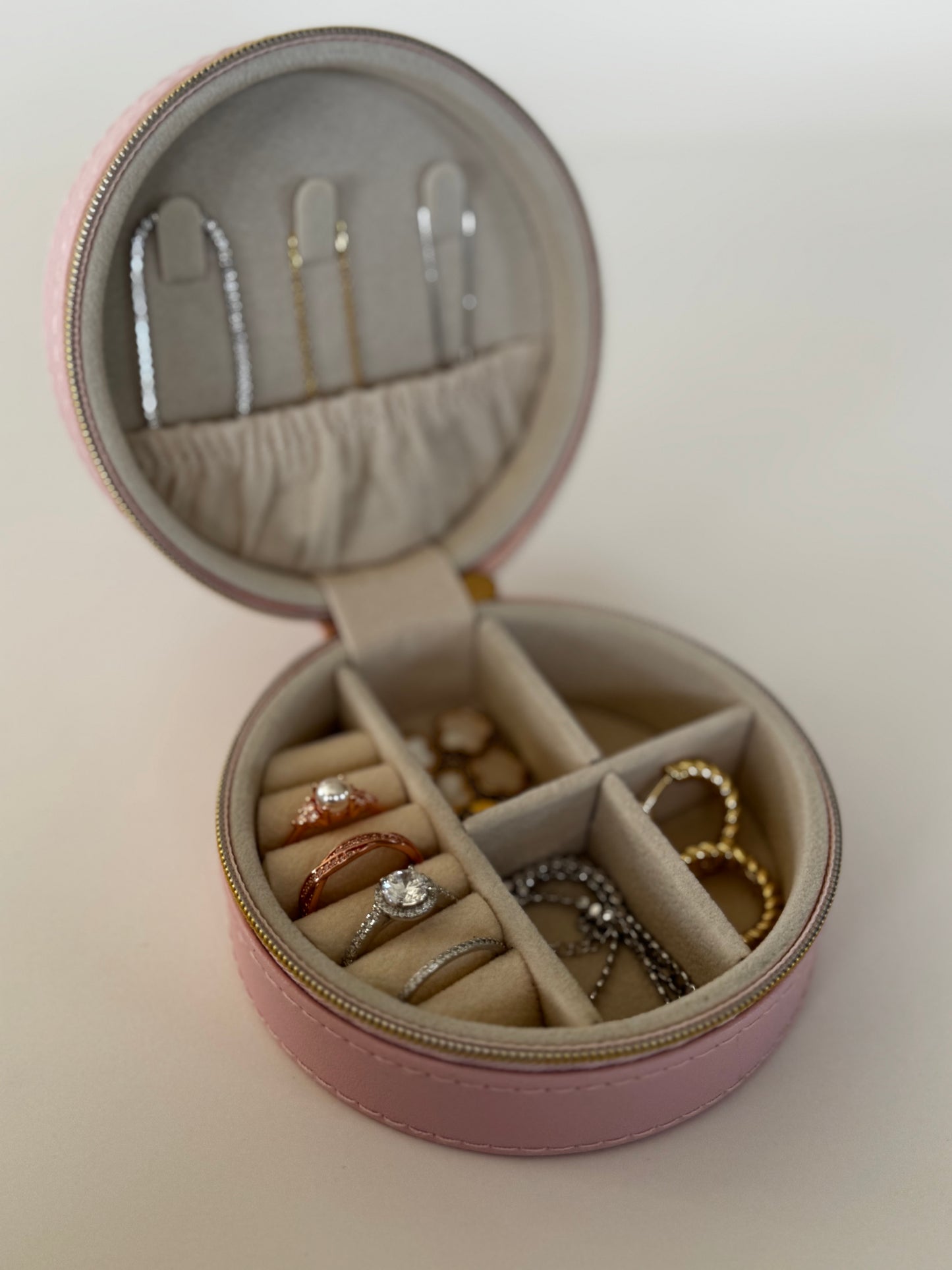 Travel Portable Leather Round Jewelry Box